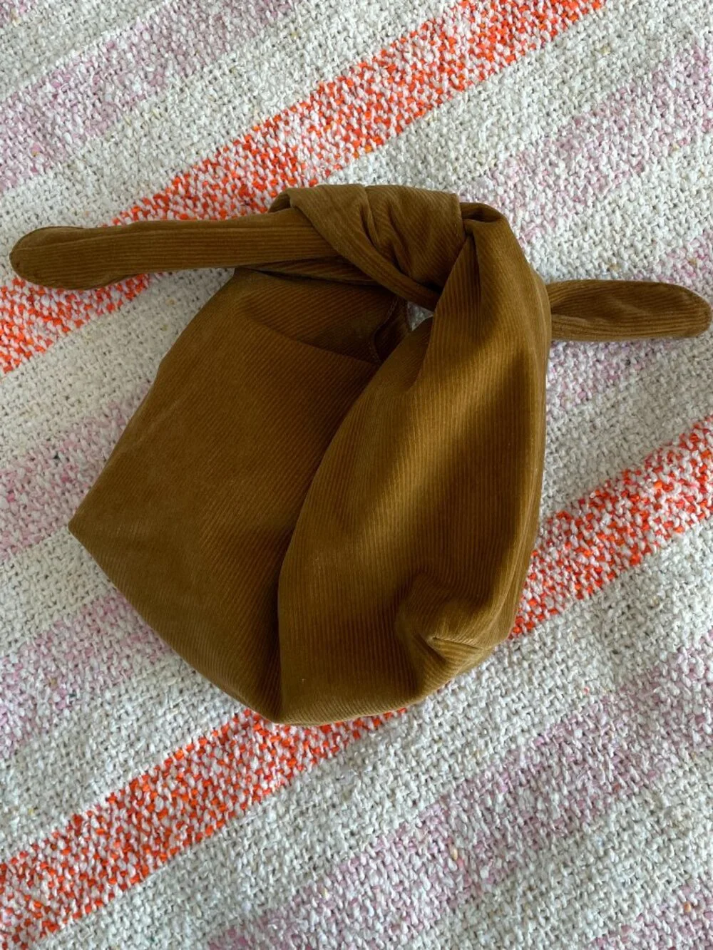 MERIT Brown Corduroy Makeup Pouch NEW - Picture 2 of 3